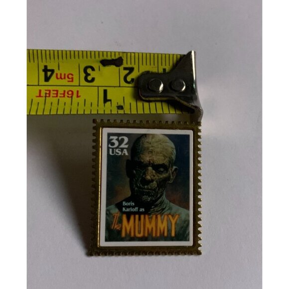 The Mummy Boris Karloff Classic Movie Monsters Vintage Postage Stamp Pin - Picture 5 of 5